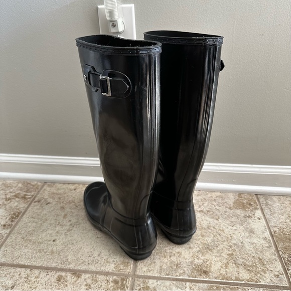 Hunter Women's Original Tall Gloss Black Rain Boots - Size 8 - Picture 5 of 13